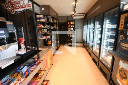 Casa de condomínio à venda com 450m², 5 quartos e 6 vagasMercearia