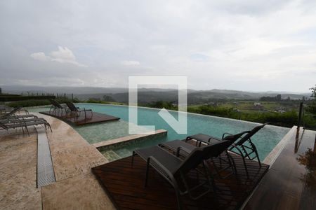 Casa de condomínio à venda com 450m², 5 quartos e 6 vagasÁrea comum - Piscina