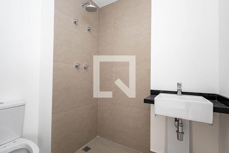 Banheiro de kitnet/studio para alugar com 1 quarto, 22m² em Paraíso, São Paulo