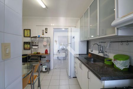 Apartamento para alugar com 120m², 3 quartos e 2 vagasCozinha
