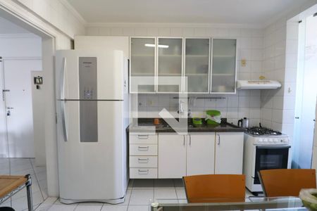 Apartamento para alugar com 120m², 3 quartos e 2 vagasCozinha