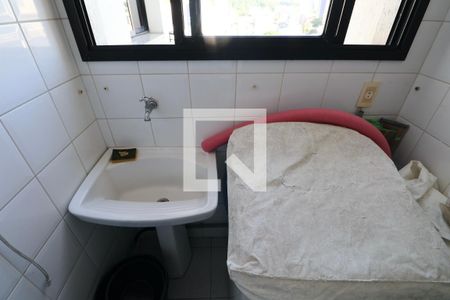 Apartamento para alugar com 120m², 3 quartos e 2 vagasÁrea de Serviço