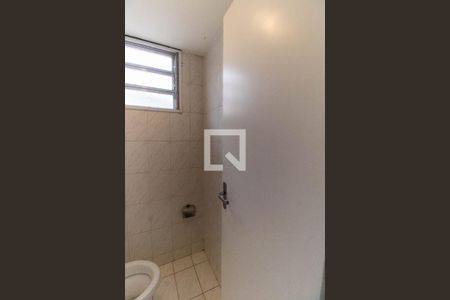 Casa à venda com 450m², 4 quartos e 1 vaga Casa à venda com 450m², 4 quartos e 1 vagaBanheiro 2