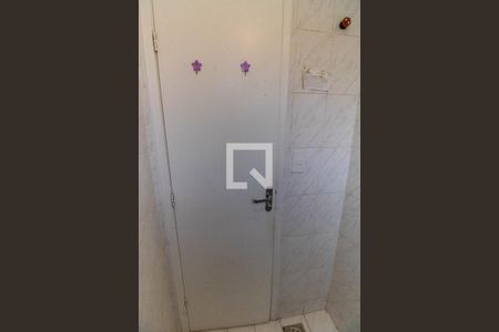 Casa à venda com 450m², 4 quartos e 1 vaga Casa à venda com 450m², 4 quartos e 1 vagaBanheiro 2