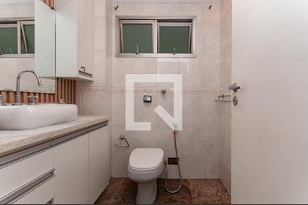 Apartamento para alugar com 140m², 3 quartos e 2 vagasBanheiro do quarto 3 Suíte