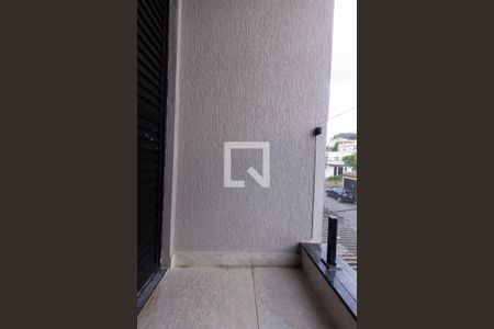 Casa à venda com 150m², 3 quartos e 2 vagas Casa à venda com 150m², 3 quartos e 2 vagasVaranda