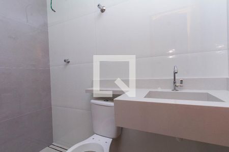 Casa à venda com 150m², 3 quartos e 2 vagas Casa à venda com 150m², 3 quartos e 2 vagasBanheiro da suíte 2