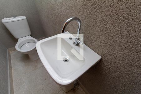 Casa à venda com 150m², 3 quartos e 2 vagas Casa à venda com 150m², 3 quartos e 2 vagasBanheiro 5