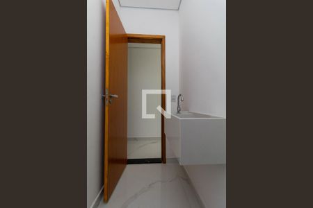 Casa à venda com 150m², 3 quartos e 2 vagas Casa à venda com 150m², 3 quartos e 2 vagasBanheiro 4