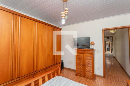 Casa à venda com 197m², 5 quartos e 2 vagasCasa 2 - Quarto 1