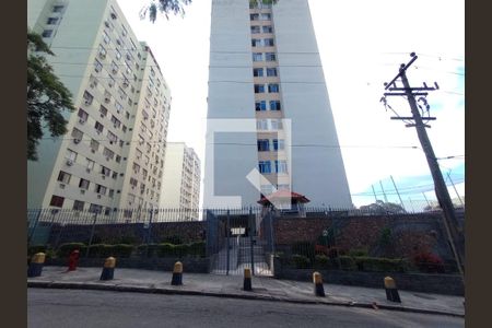 Apartamento à venda com 65m², 3 quartos e 2 vagasFachada