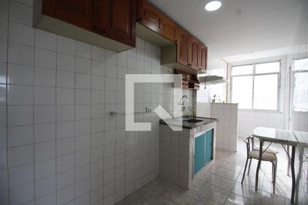 Apartamento à venda com 65m², 3 quartos e 2 vagasCozinha