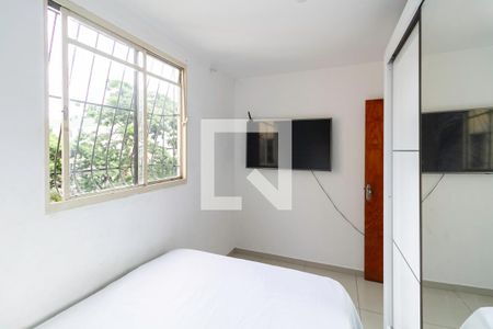 Apartamento à venda com 64m², 3 quartos e 2 vagasQuarto 3