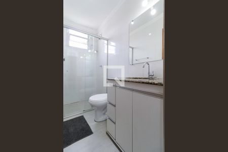Apartamento à venda com 64m², 3 quartos e 2 vagasBanheiro social
