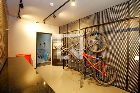 Área Comum - Bicicletário de kitnet/studio para alugar com 1 quarto, 25m² em Pinheiros, São Paulo
