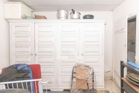 Casa à venda com 300m², 4 quartos e 2 vagasQuarto de Serviço