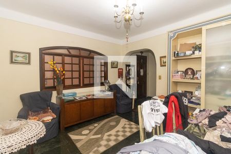 Sala de casa à venda com 4 quartos, 300m² em Jardim da Gloria, São Paulo
