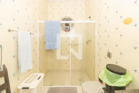 Casa à venda com 300m², 4 quartos e 2 vagasBanheiro 1