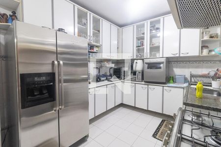 Casa à venda com 300m², 4 quartos e 2 vagasCozinha