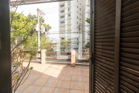 Casa à venda com 300m², 4 quartos e 2 vagasVaranda