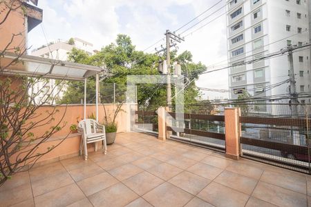 Casa à venda com 300m², 4 quartos e 2 vagasVaranda