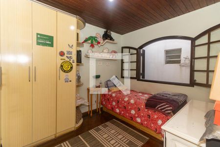 Casa à venda com 300m², 4 quartos e 2 vagasQuarto 3