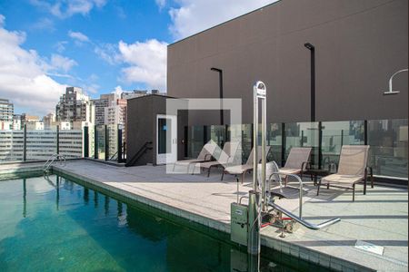 Studio à venda com 20m², 1 quarto e sem vagaÁrea comum - Piscina