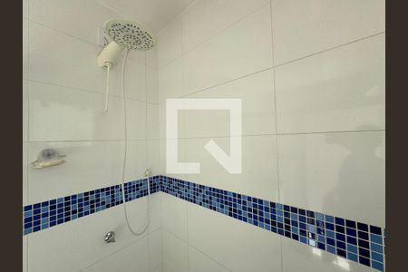 Casa de condomínio à venda com 380m², 4 quartos e 2 vagas Casa de condomínio à venda com 380m², 4 quartos e 2 vagasÁrea externa - Banheiro