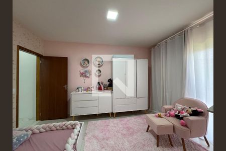 Casa de condomínio à venda com 380m², 4 quartos e 2 vagas Casa de condomínio à venda com 380m², 4 quartos e 2 vagasSuíte 2