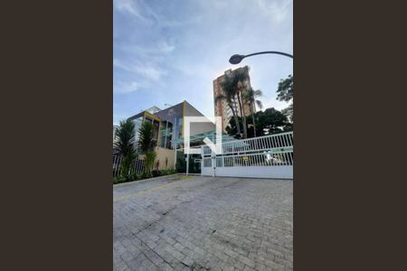 Apartamento à venda com 110m², 3 quartos e 2 vagasFachada