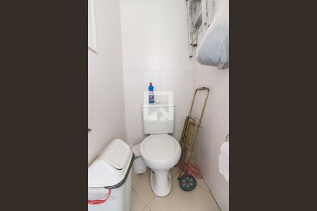 Apartamento à venda com 110m², 3 quartos e 2 vagas Apartamento à venda com 110m², 3 quartos e 2 vagasBanheiro de serviço