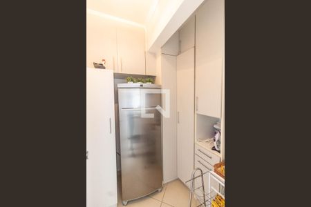 Apartamento à venda com 110m², 3 quartos e 2 vagas Apartamento à venda com 110m², 3 quartos e 2 vagasQuarto de serviço