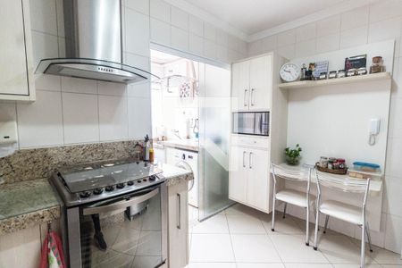 Apartamento à venda com 110m², 3 quartos e 2 vagas Apartamento à venda com 110m², 3 quartos e 2 vagasCozinha