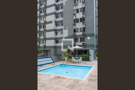 Apartamento para alugar com 110m², 3 quartos e 2 vagasÁrea comum - Piscina