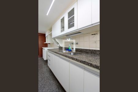 Apartamento para alugar com 110m², 3 quartos e 2 vagasCozinha