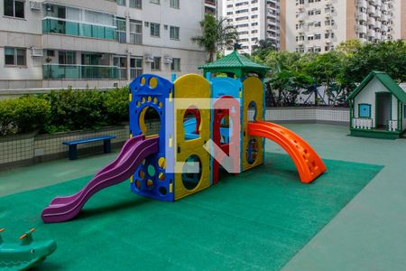 Apartamento para alugar com 110m², 3 quartos e 2 vagasÁrea comum - Playground