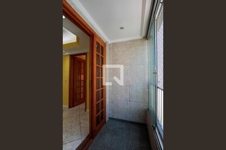 Apartamento para alugar com 110m², 3 quartos e 2 vagasVaranda
