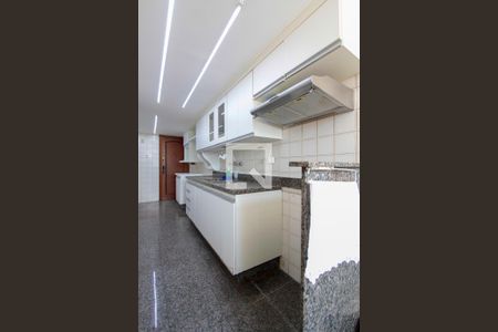 Apartamento para alugar com 110m², 3 quartos e 2 vagasCozinha
