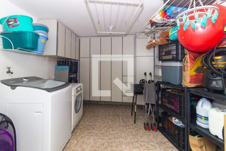 Casa à venda com 120m², 3 quartos e 1 vagaLavanderia