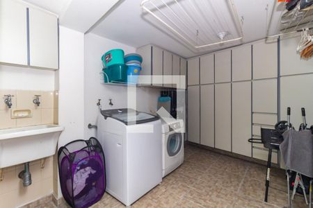 Casa à venda com 120m², 3 quartos e 1 vagaLavanderia