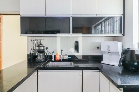 Casa à venda com 150m², 3 quartos e 2 vagasCozinha