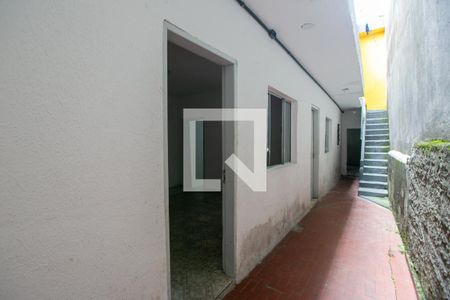 Casa para alugar com 50m², 1 quarto e sem vagaCorredor - Entrada 