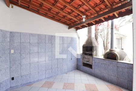 Casa à venda com 330m², 2 quartos e 6 vagasChurrasqueira