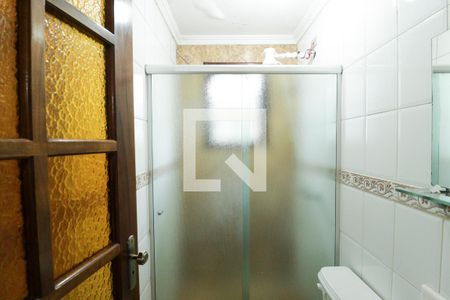 Casa à venda com 330m², 2 quartos e 6 vagasBanheiro Social