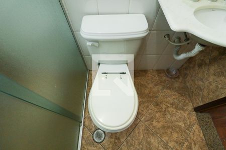 Casa à venda com 330m², 2 quartos e 6 vagasBanheiro Social