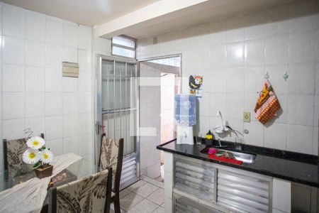 Casa à venda com 194m², 4 quartos e 1 vagaCozinha Casa 2