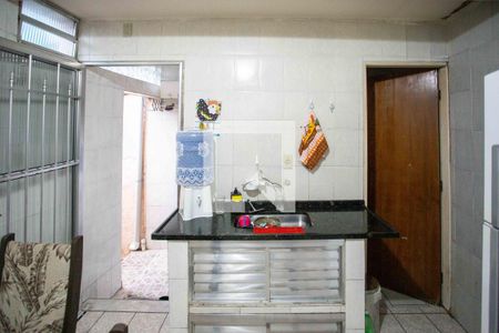 Casa à venda com 194m², 4 quartos e 1 vagaCozinha Casa 2