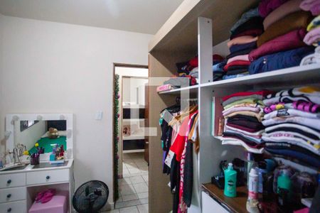 Casa à venda com 194m², 4 quartos e 1 vagaQuarto 2 Casa 2