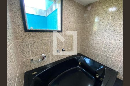 Casa para alugar com 1000m², 4 quartos e 4 vagas Casa para alugar com 1000m², 4 quartos e 4 vagasBanheiro Suíte 3