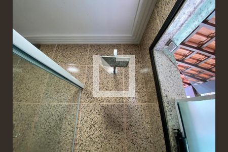 Casa para alugar com 1000m², 4 quartos e 4 vagas Casa para alugar com 1000m², 4 quartos e 4 vagasBanheiro Social